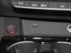 2022款 RS4 Avant 黑曜版