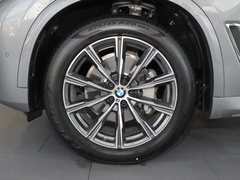 2022款 改款 xDrive 30Li 尊享型M运动套装