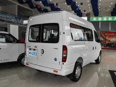 2023款 2.0T 手动经典傲运通短轴超低顶7/8/9座