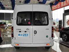 2023款 2.0T 手动经典傲运通短轴超低顶7/8/9座