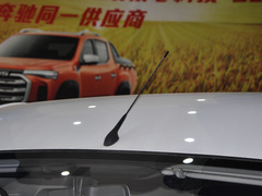 2023款 2.0T 手动经典傲运通短轴超低顶7/8/9座