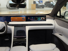 2023款 90kWh Elite后驱版