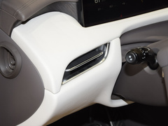 2023款 100kWh Lux后驱版