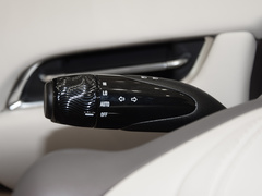 2023款 100kWh Lux后驱版