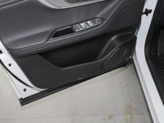 2023款 1.5T 悠享版