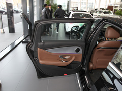 2023款 E 350 e L 插电式混合动力运动轿车