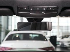 2023款 E 350 e L 插电式混合动力运动轿车