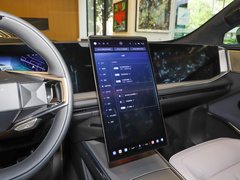 2023款 560km 先锋版