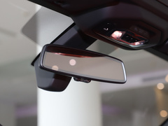 2023款 sDrive 25i M运动曜夜套装