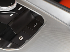 2023款 sDrive 25i M运动曜夜套装