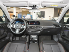 2023款 225i 四门轿跑车 M运动套装