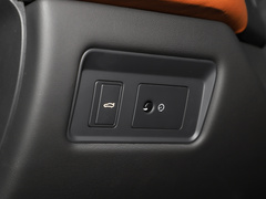2023款 XFL 2.0T P250 两驱精英运动版
