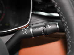 2023款 XFL 2.0T P250 两驱精英运动版