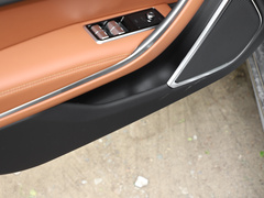 2023款 XFL 2.0T P250 两驱精英运动版