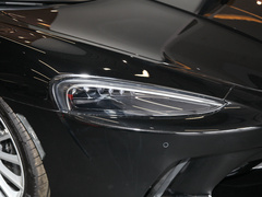 2023款 4.0T 标准型