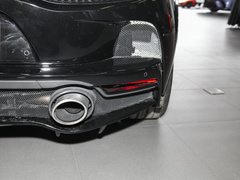 2023款 4.0T 标准型