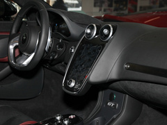2023款 4.0T 标准型