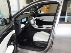 2023款 1.5T 115km 星艦