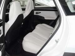 2023款 1.5T 115km 星艦