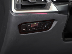2023款 eDrive 40 L 曜夜运动套装