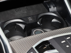 2023款 eDrive 40 L 曜夜运动套装