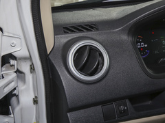 2023款 平顶背掀门2座60kW 41.932kWh