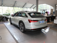 2023款 allroad quattro 55 TFSI 大探险家版