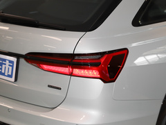 2023款 allroad quattro 55 TFSI 大探险家版