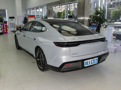 2024款 550km PRO
