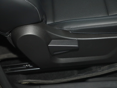 2023款 2.0T 两驱潮野版