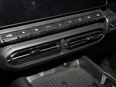 2023款 2.0T 两驱潮野版Plus
