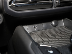 2023款 2.0T 两驱潮野版Plus