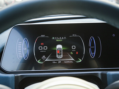 2023款 401km标准续航 豪华型 磷酸铁锂