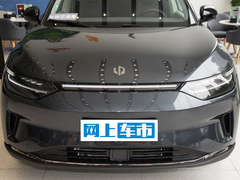 2023款 纯电 580四驱性能版
