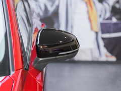 2023款 300TSI 两驱满月版