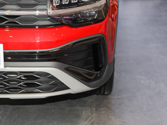 2023款 300TSI 两驱满月版