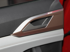 2023款 300TSI 两驱满月版