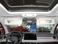 2023款 300TSI 两驱满月版