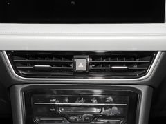 2023款 300TSI 两驱满月版