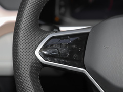 2023款 300TSI 两驱满月版