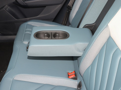 2023款 300TSI 两驱满月版