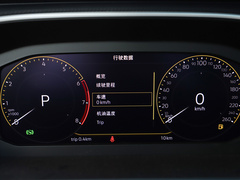 2023款 300TSI 两驱满月版