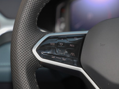 2023款 300TSI 两驱满月版