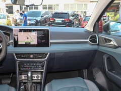 2023款 300TSI 两驱满月版