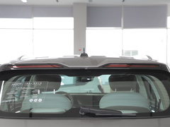 2023款 2.0T 两驱越享版