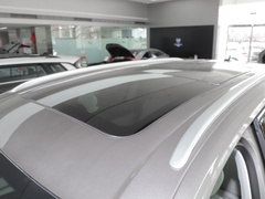2023款 2.0T 两驱越享版