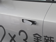 2023款 2.0T 两驱越享版