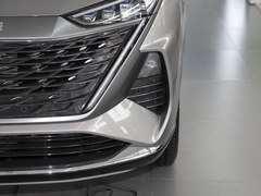 2023款 2.0T 两驱越享版