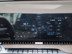2023款 2.0T 两驱越享版