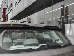 2023款 2.0T 四驱越享版